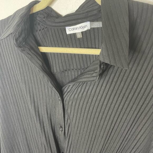 Calvin Klein Black Long Sleeve Button Down Top Women’s size Small - Picture 4 of 7